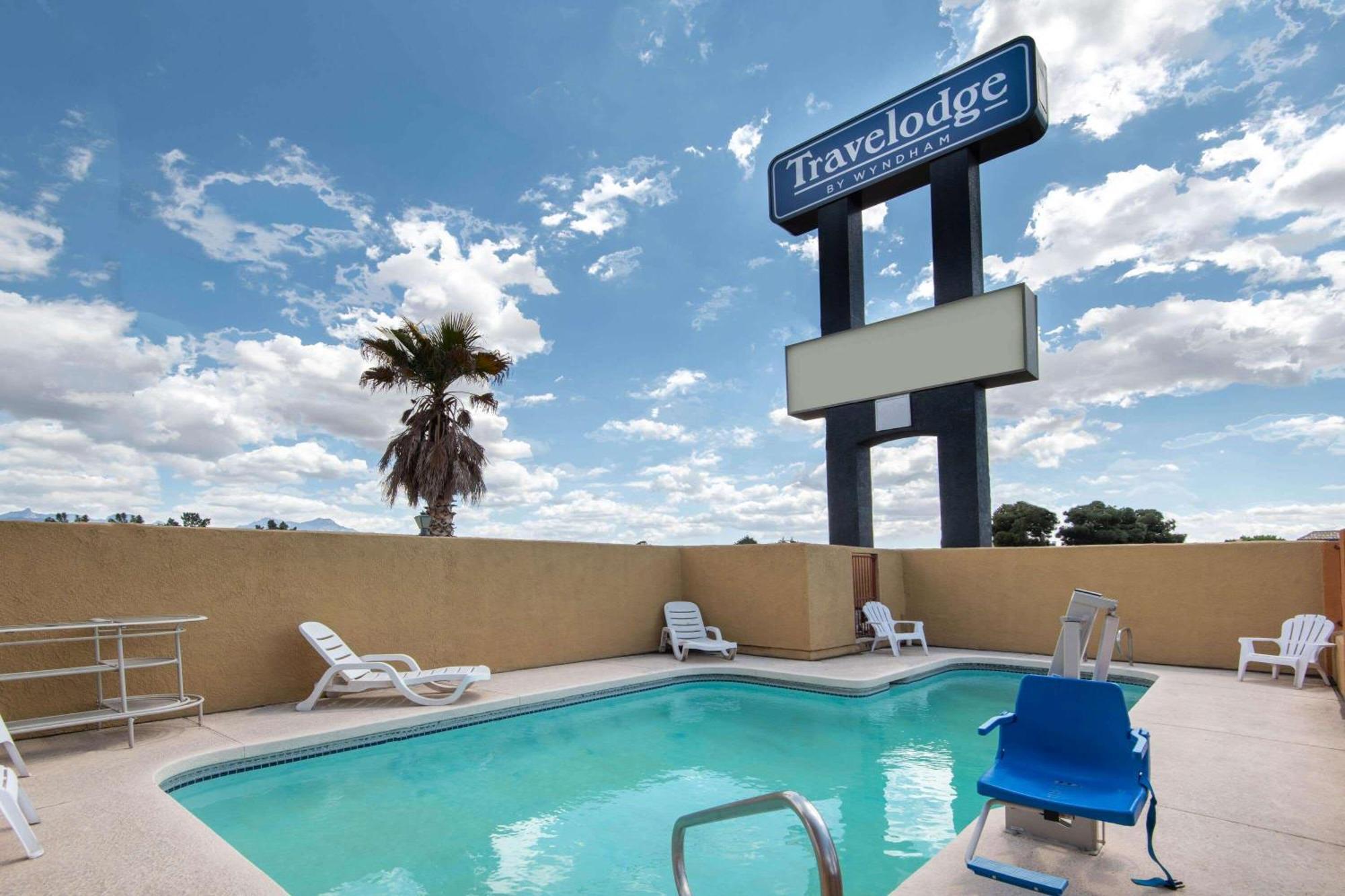 Travelodge By Wyndham Kingman Exterior foto