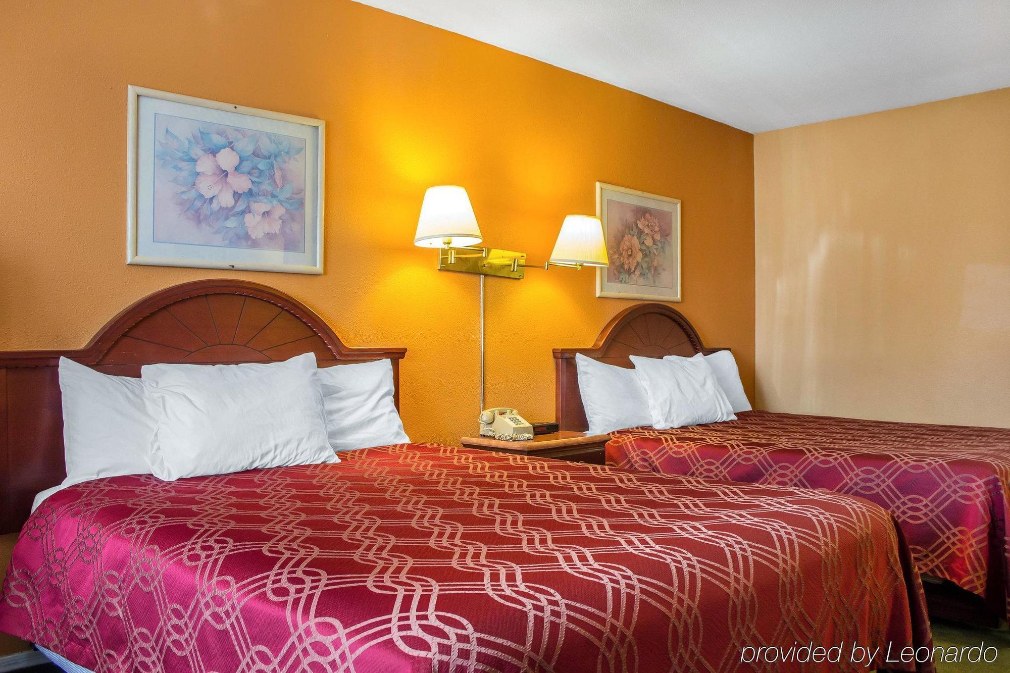 Travelodge By Wyndham Kingman Exterior foto