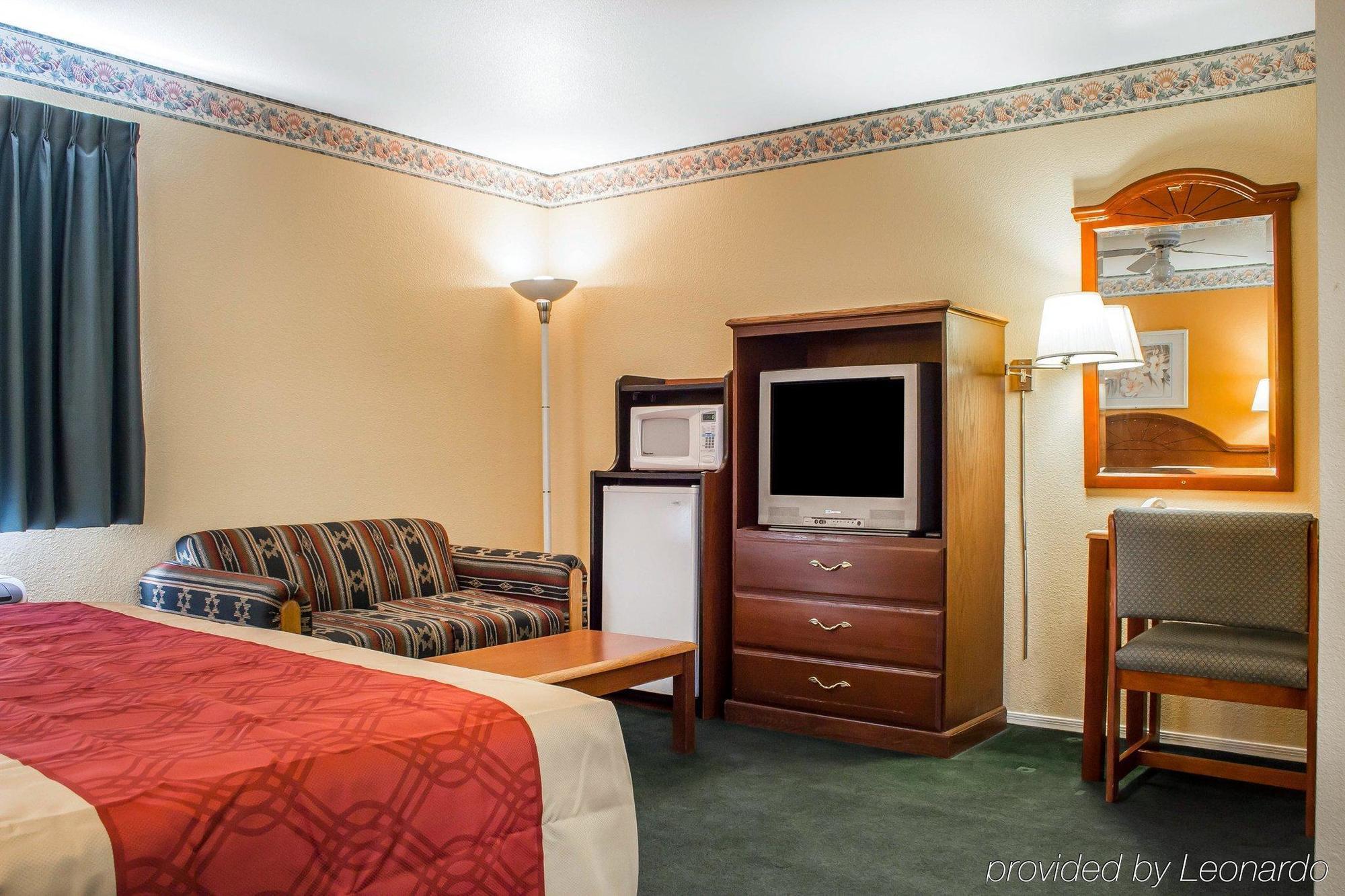 Travelodge By Wyndham Kingman Exterior foto