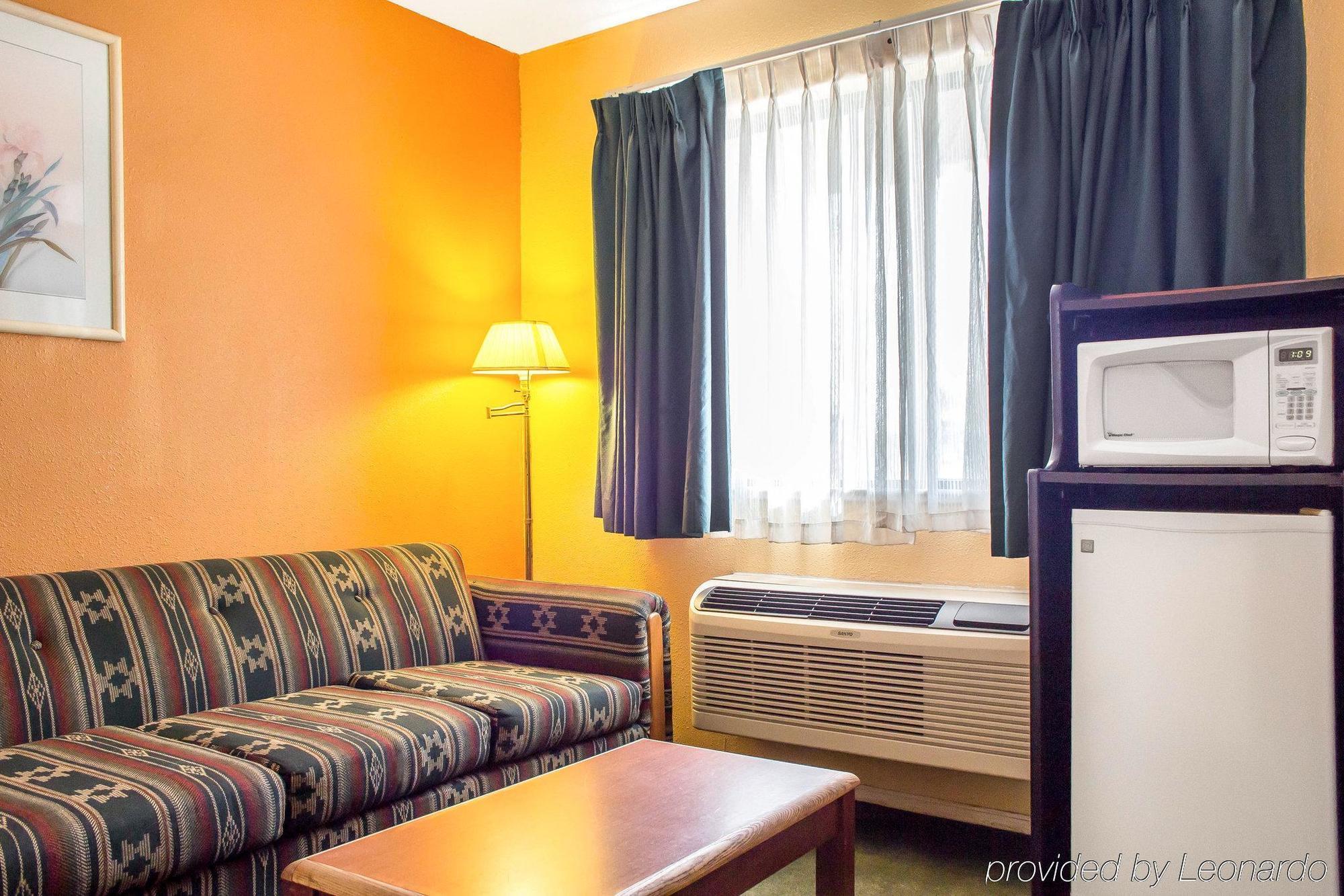 Travelodge By Wyndham Kingman Exterior foto